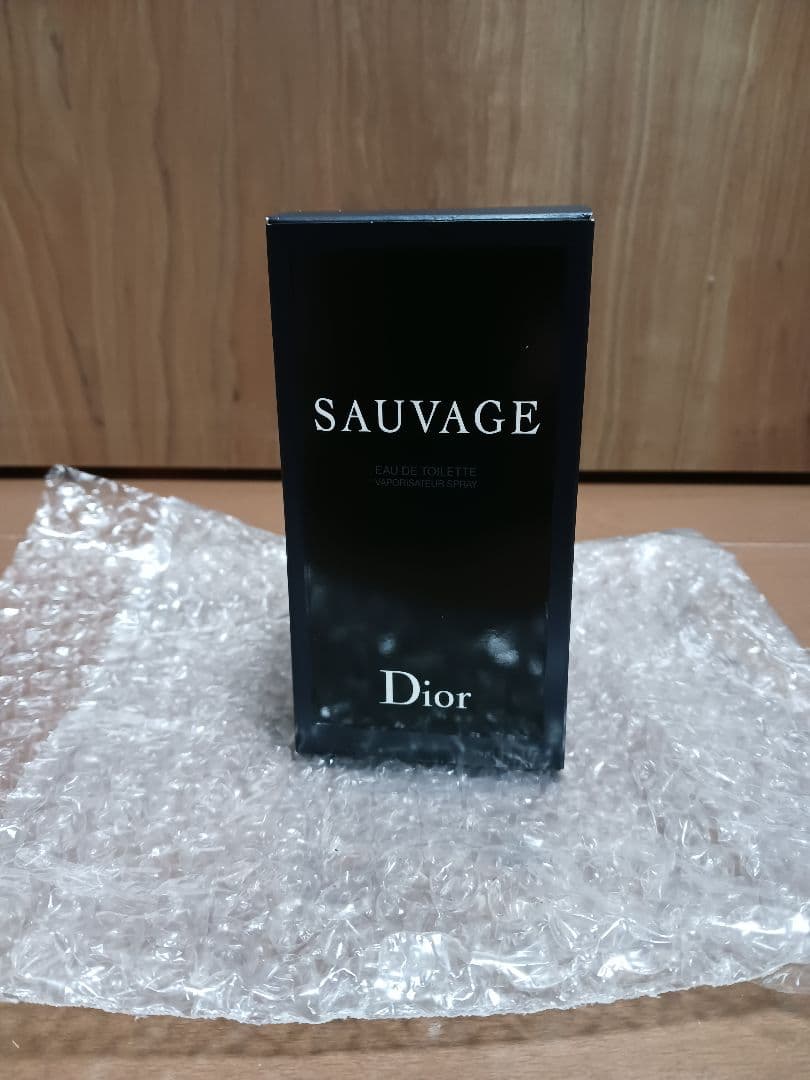 Dior Sauvage 　香水　100ml　 未使用 Dior SAUVAGE PARFUM 香水 100ml DIOR SAUVAGE PARFUM By DIOR 3.4 fl