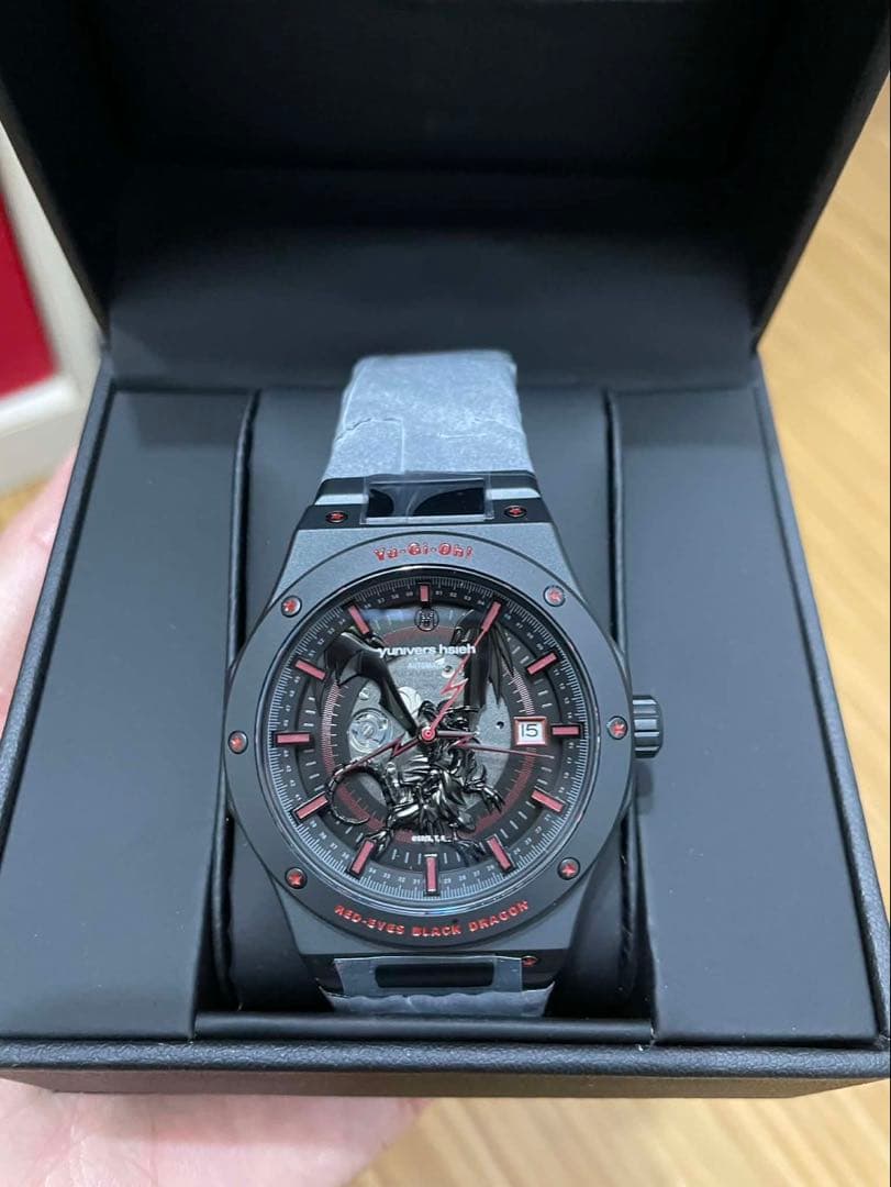 真紅眼の黒竜（レッドアイズ・ブラックドラゴン）機械式腕時計 - メルカリ