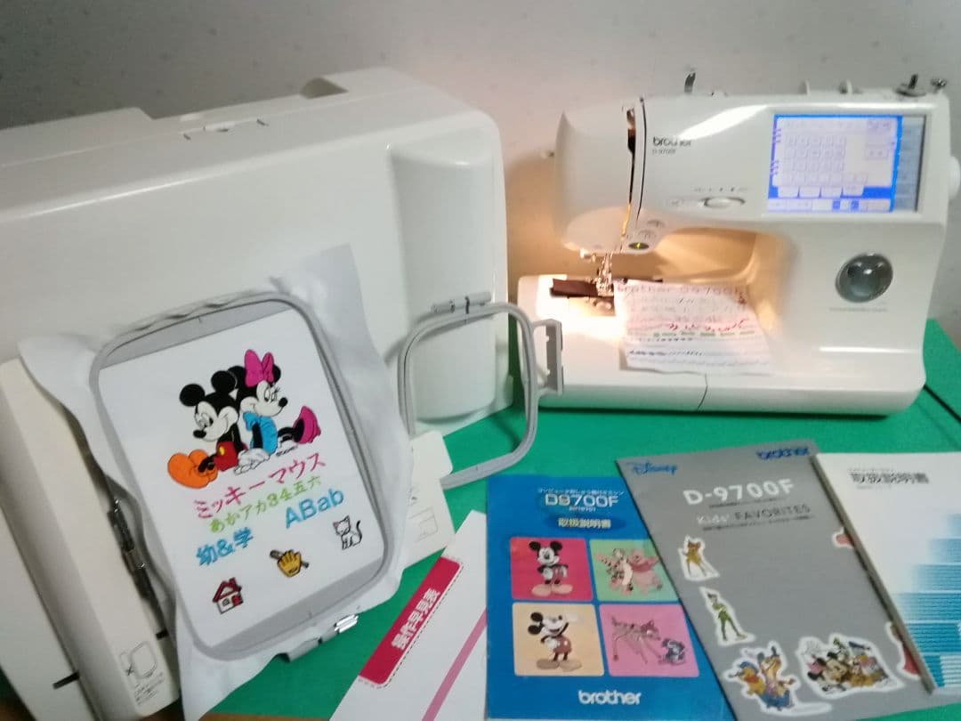 ❤️整備済ミッキー＆ぷーさんブラザーミシンEM107 D9700F 自糸切 刺繍