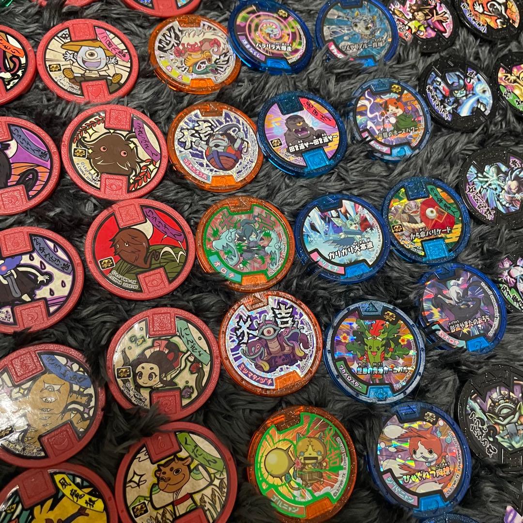 《美品》《大量》妖怪メダル227枚まとめ売り　妖怪大辞典付き