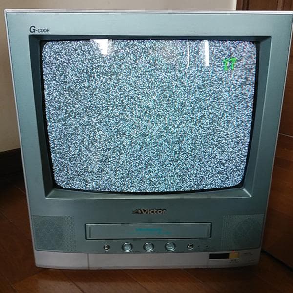 ビクター Victor 14インチ ビデオデッキ内蔵ブラウン管テレビ - メルカリ