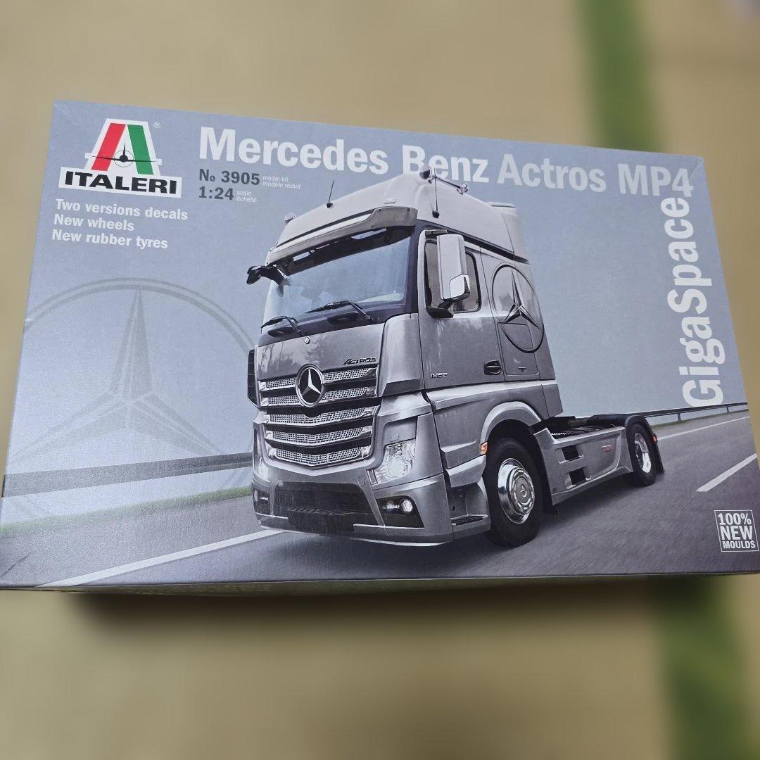 ITALERI メルセデス・ベンツ アクトロス MP4 ギガスペース 1:24 楽天市場】イタレリ 1/24 メルセデス・ベンツ アクトロス MP4 ギガ