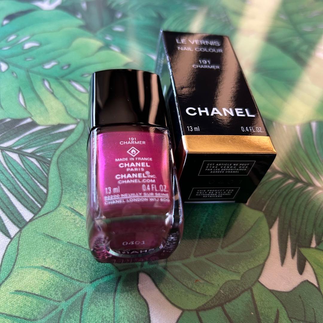 シャネルヴェルニ.ネイルエナメル・クリスマス限定色191シャルメ