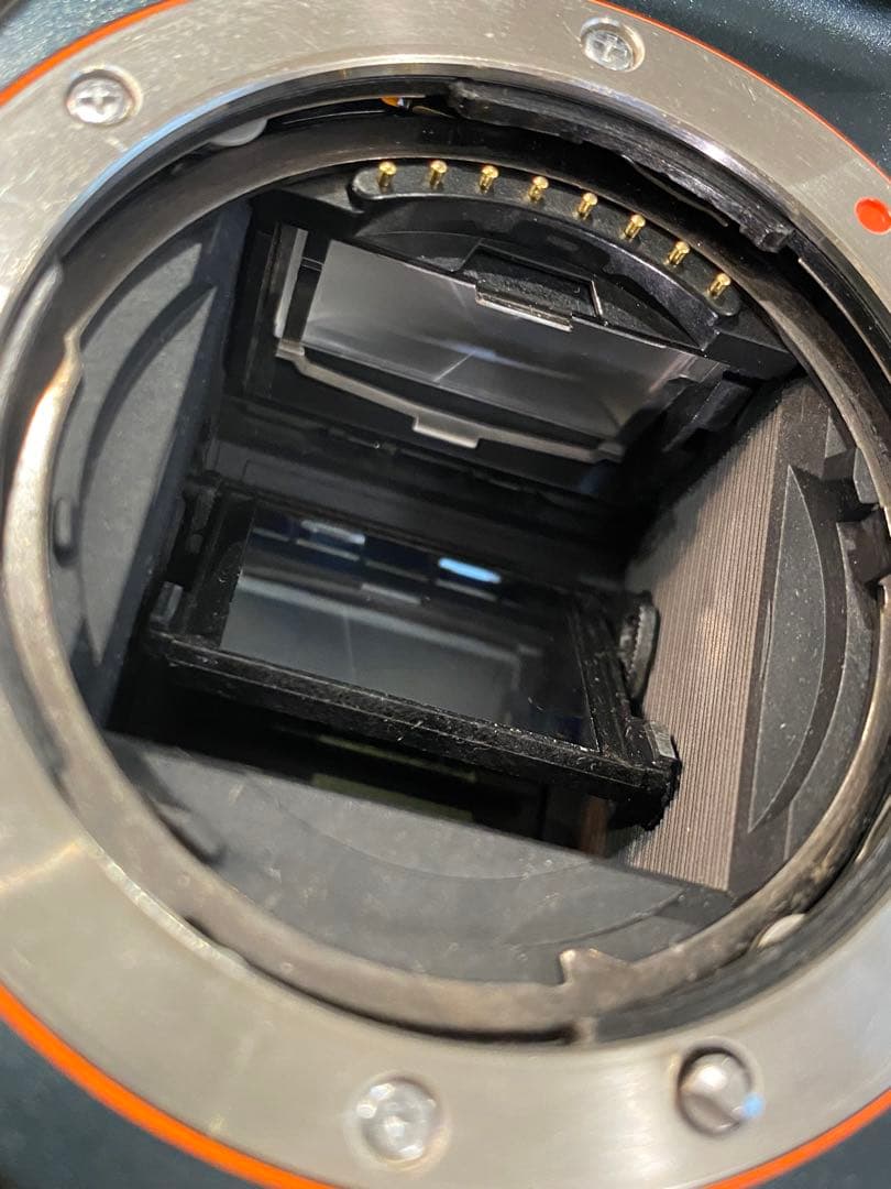 SONY α100 デジタル一眼 レンズ2本35-80.100-300動作品