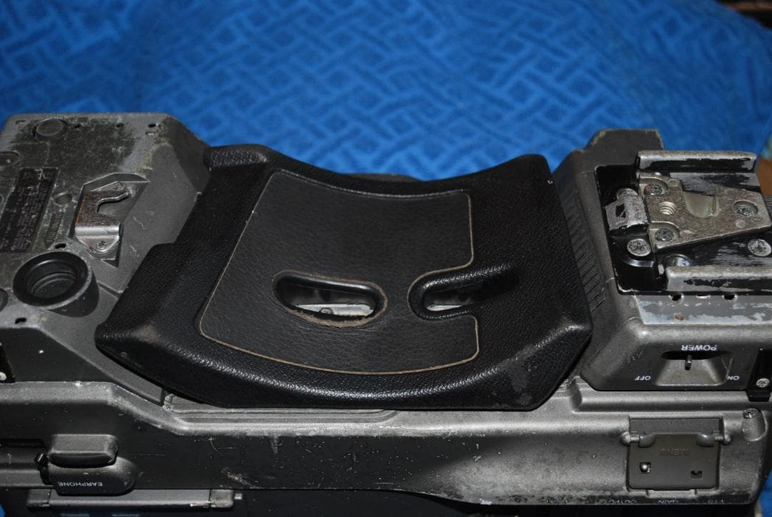 ソニー放送用カメラレコーダーDNW-90WSジャンク品の出品です。 - メルカリ