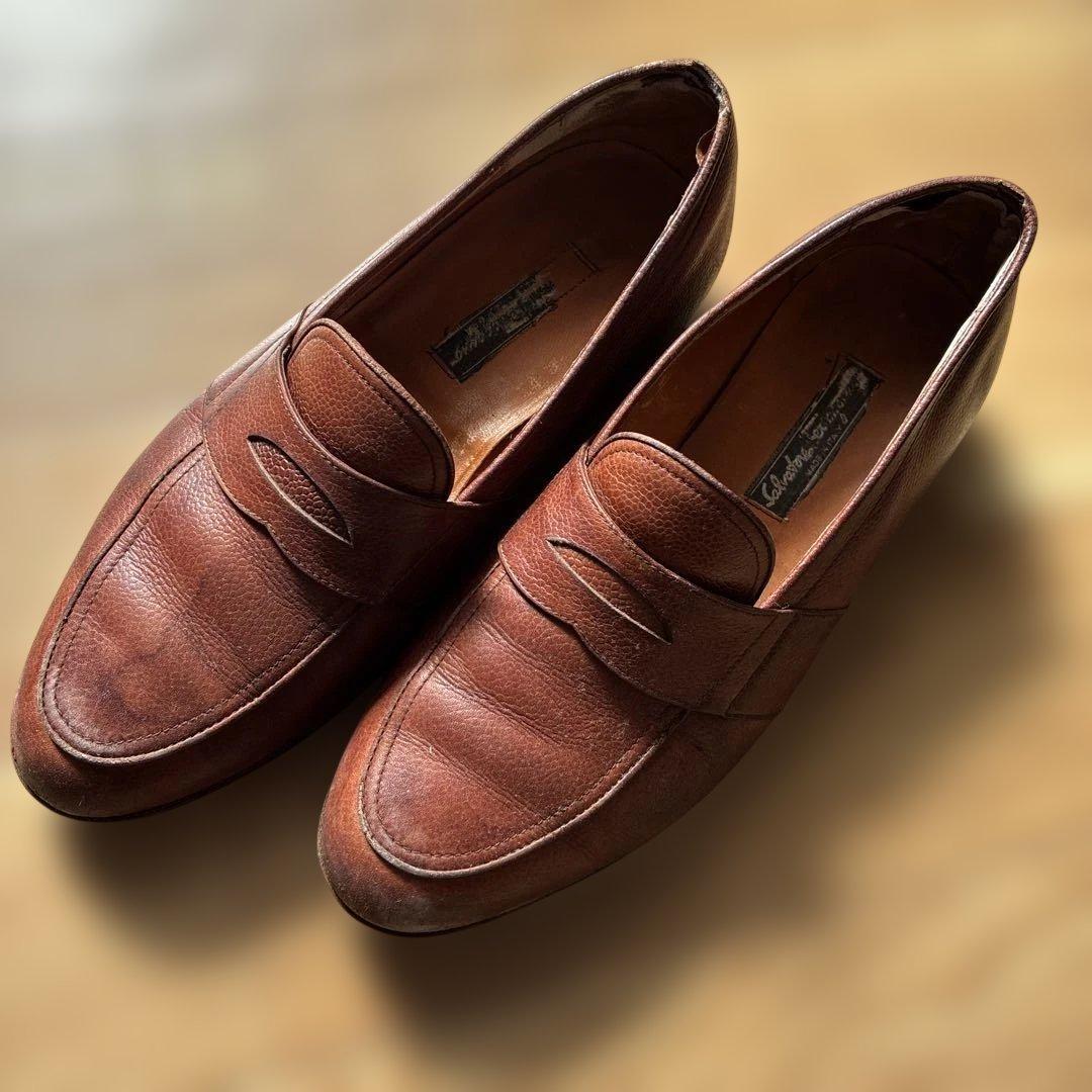 フェラガモ ブラウンレザー ローファー - メルカリ