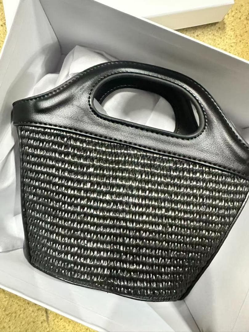 MARNI ロゴ入りかごバッグ 早物勝ち - メルカリ