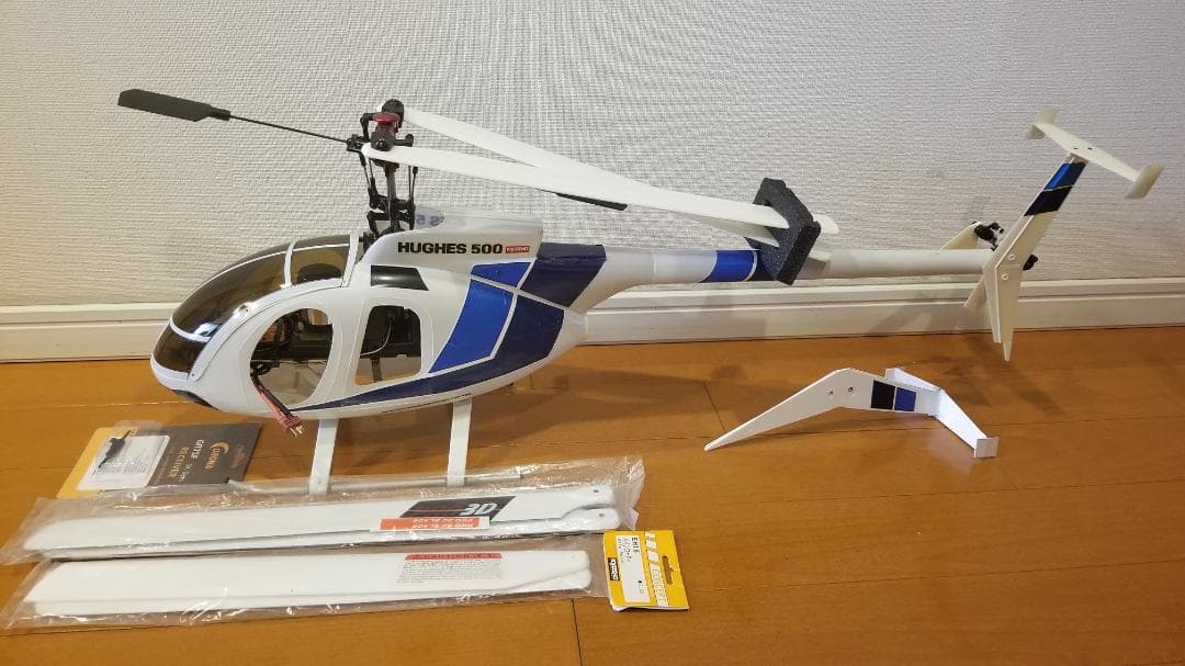 電動ラジコンヘリ 京商製EPコンセプト・ ヒューズ500 - メルカリ