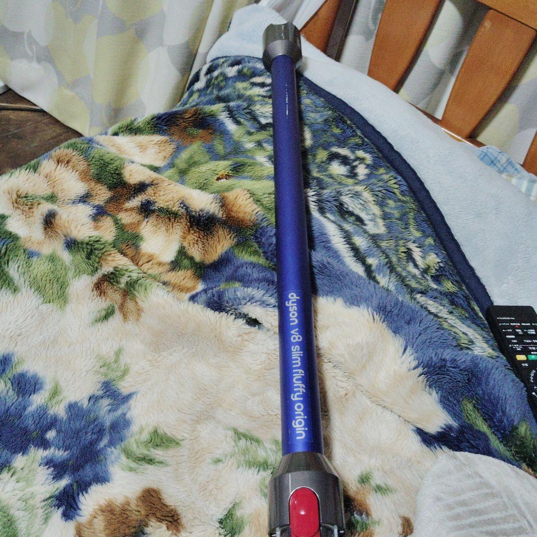 ダイソンV10．新品電池交換ずみ。おまけスリムパイプつき