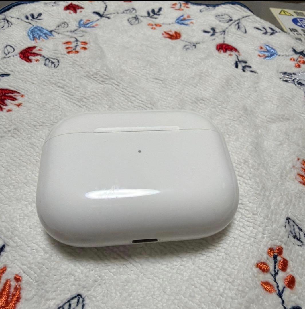 AirPods Pro 初代 本体 - メルカリ