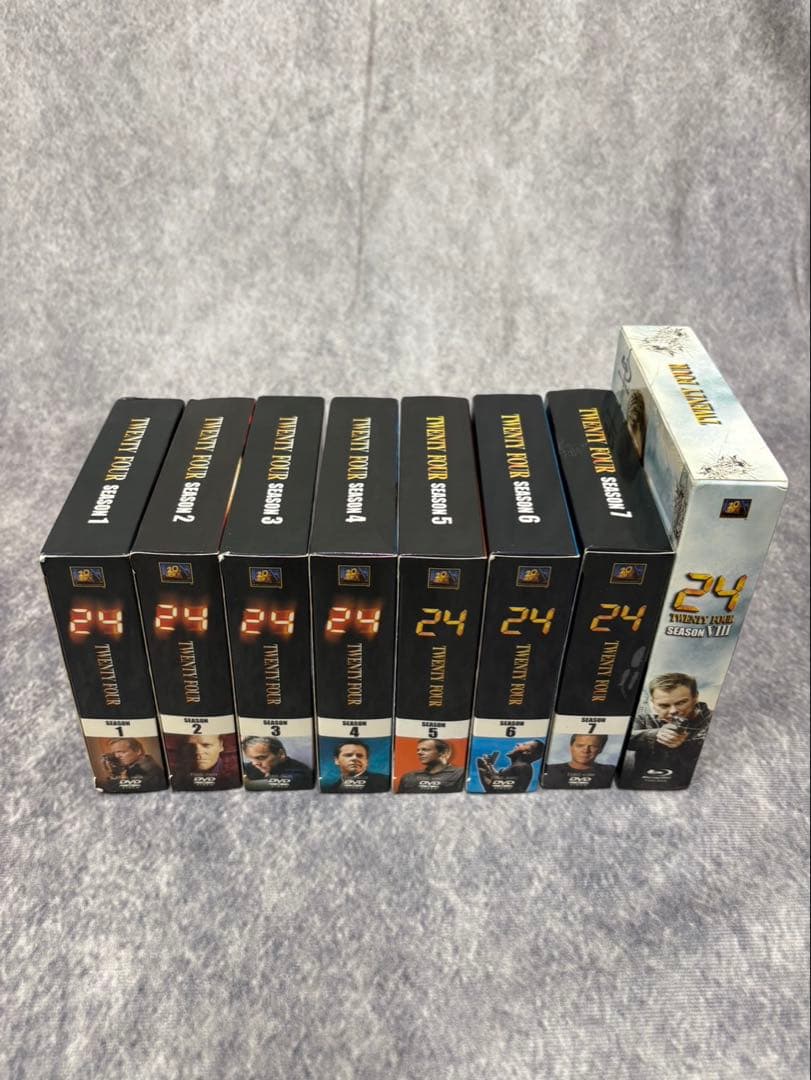 24 TWENTY FOUR DVD シーズン1〜8セット Amazon.co.jp: 24 -TWENTY FOUR- シーズン1 DVDコレクターズ・ボックス