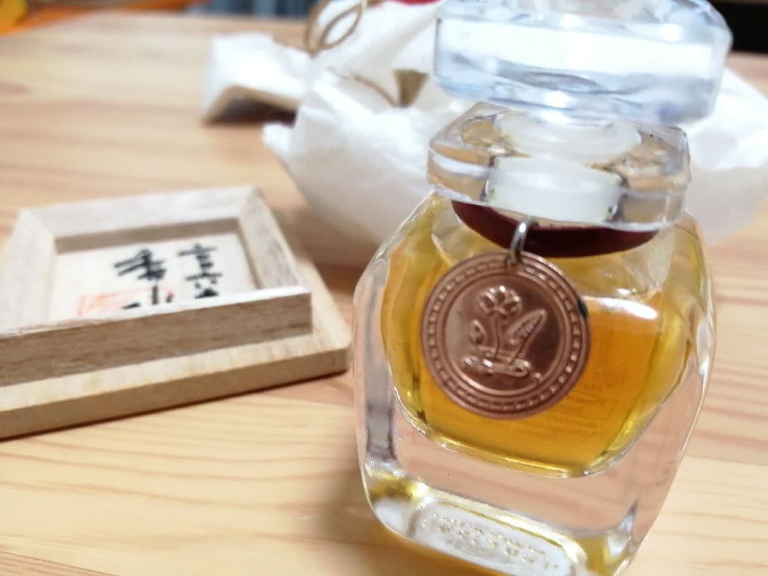 アンティアンティ 熟成香水 エリートオブパルファム レッドローズ