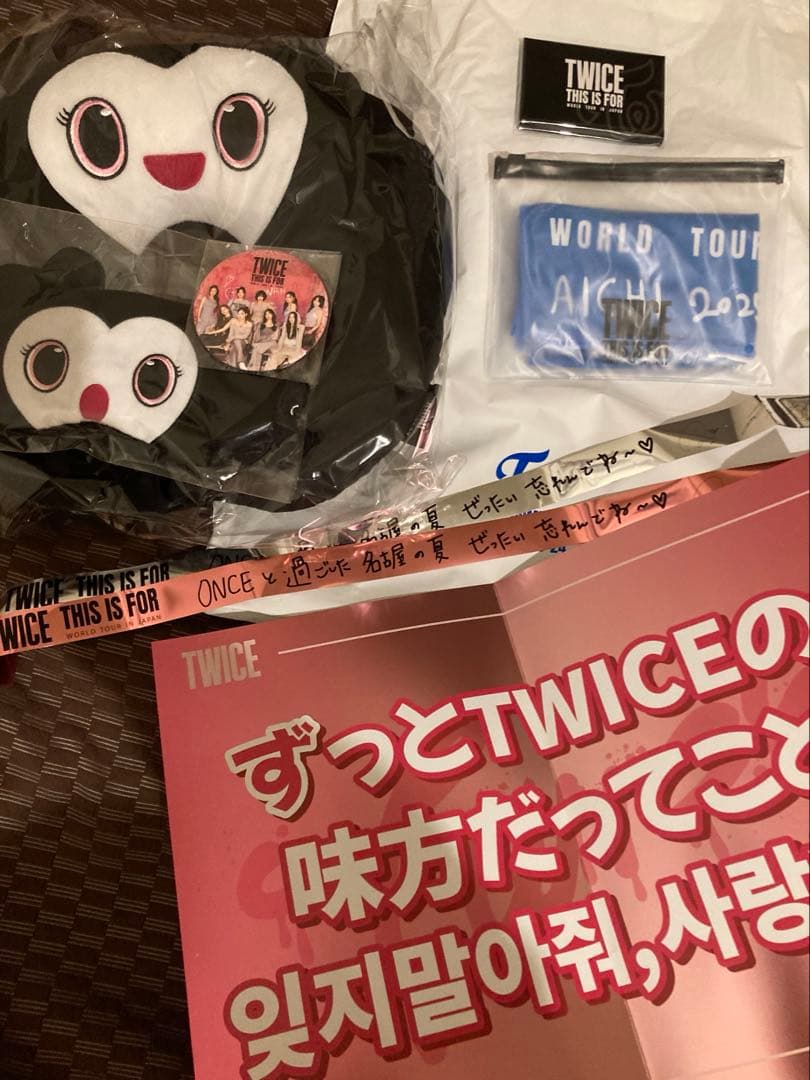 TWICE WORLD TOUR 2025 アップグレード特典 グッズセット - メルカリ