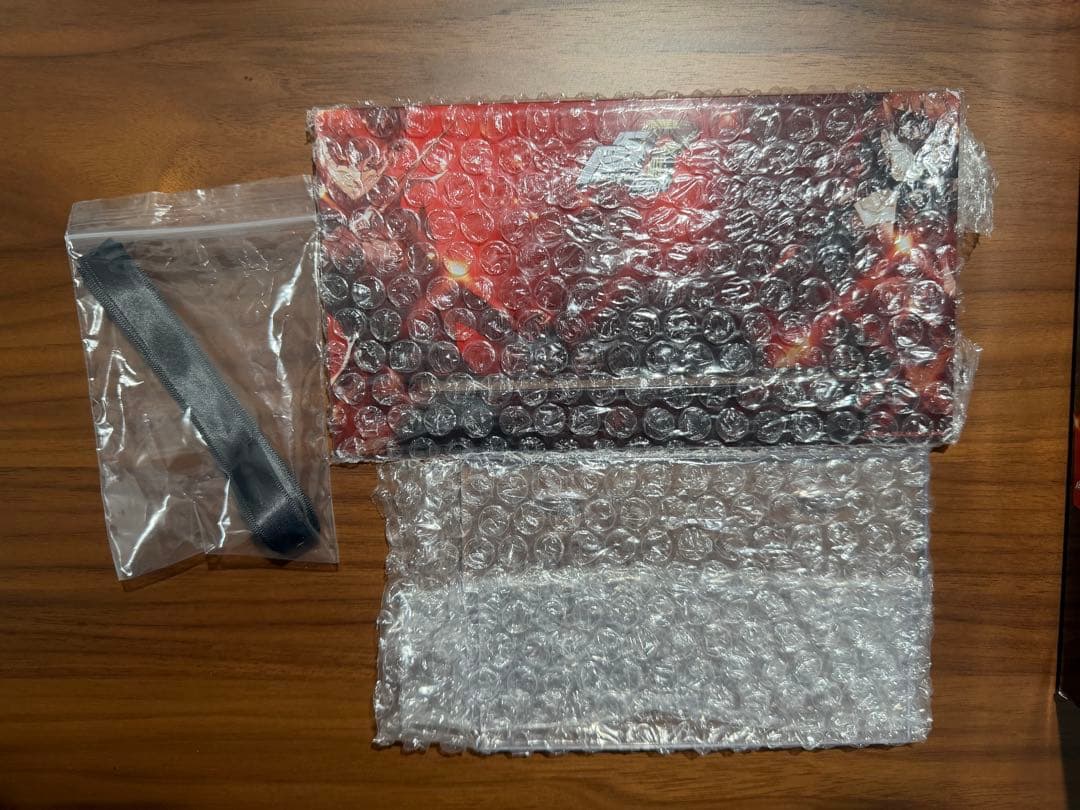 美品】ペルソナ5ロイヤル 海外限定版 特典 ジョーカー マスク - メルカリ