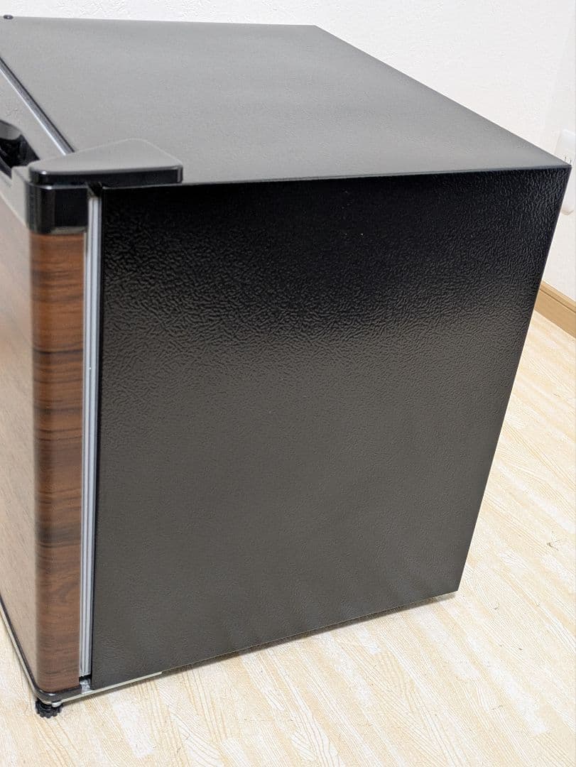 冷凍庫 2020年製 WINCOD 冷凍庫 TH-32LF1-WD