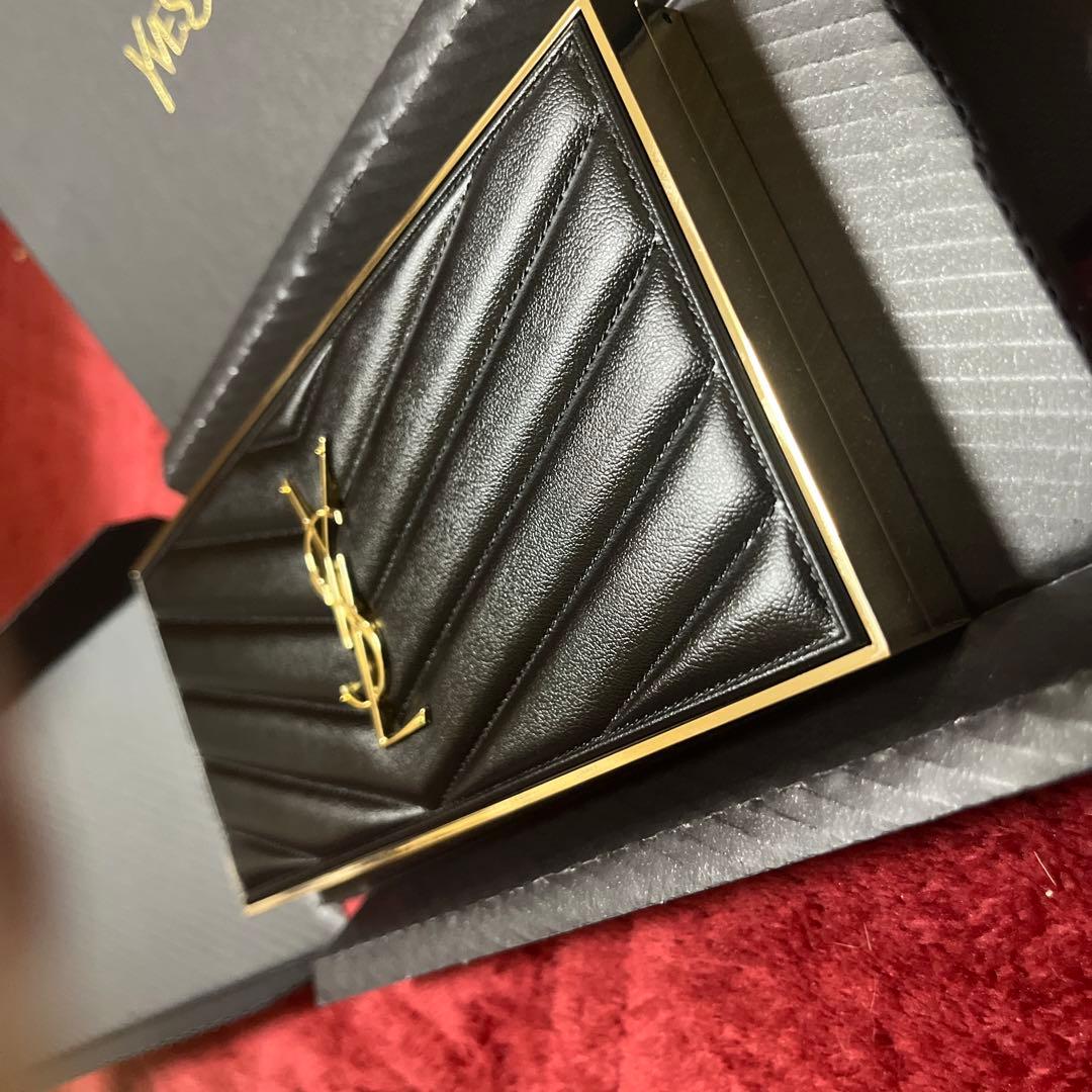 未使用復刻版！数量限定【YSL】クチュール カラー クラッチ 5 デザート