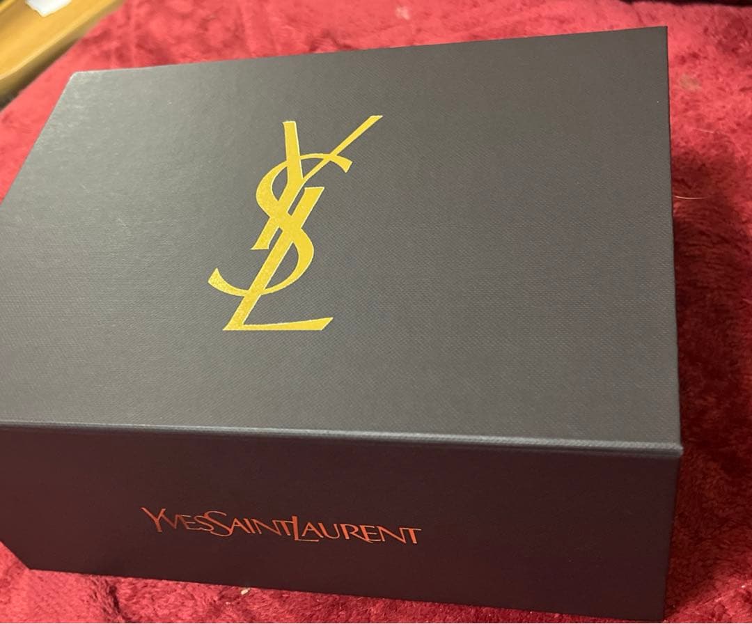 未使用復刻版！数量限定【YSL】クチュール カラー クラッチ 5 デザート