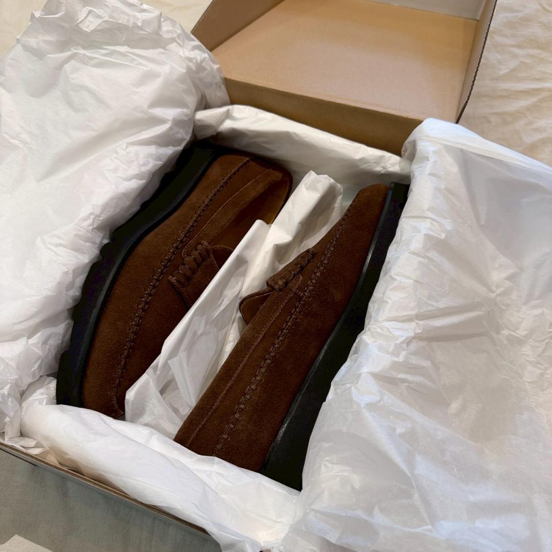 25aw 新品 MARBOT マルボー スウェード ローファー 40 - メルカリ