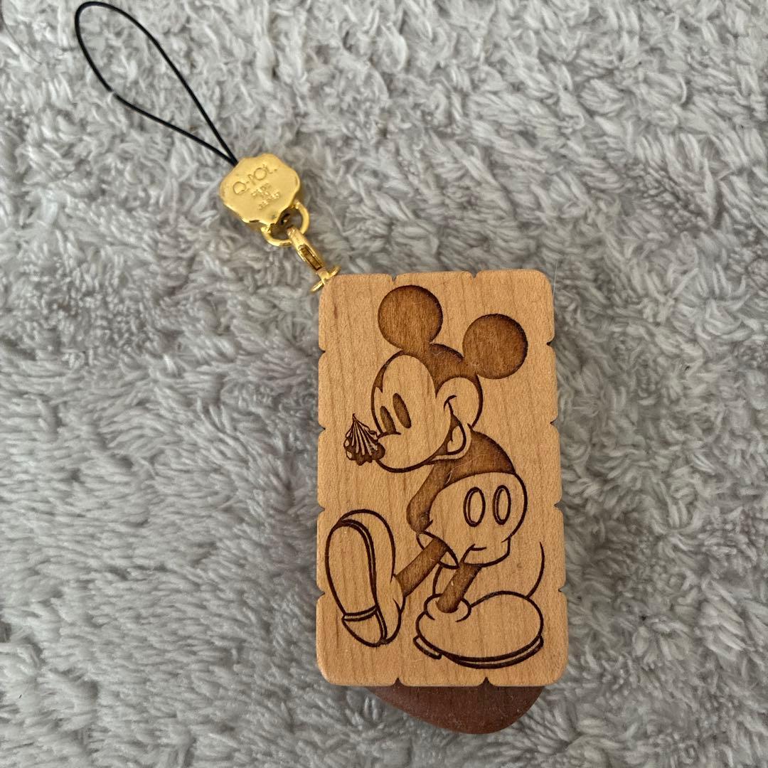 Disney Q-pot. ミッキーマウス ストラップ Disney Q-pot. ミッキーマウス ストラップ Disney Q-pot. ミッキー