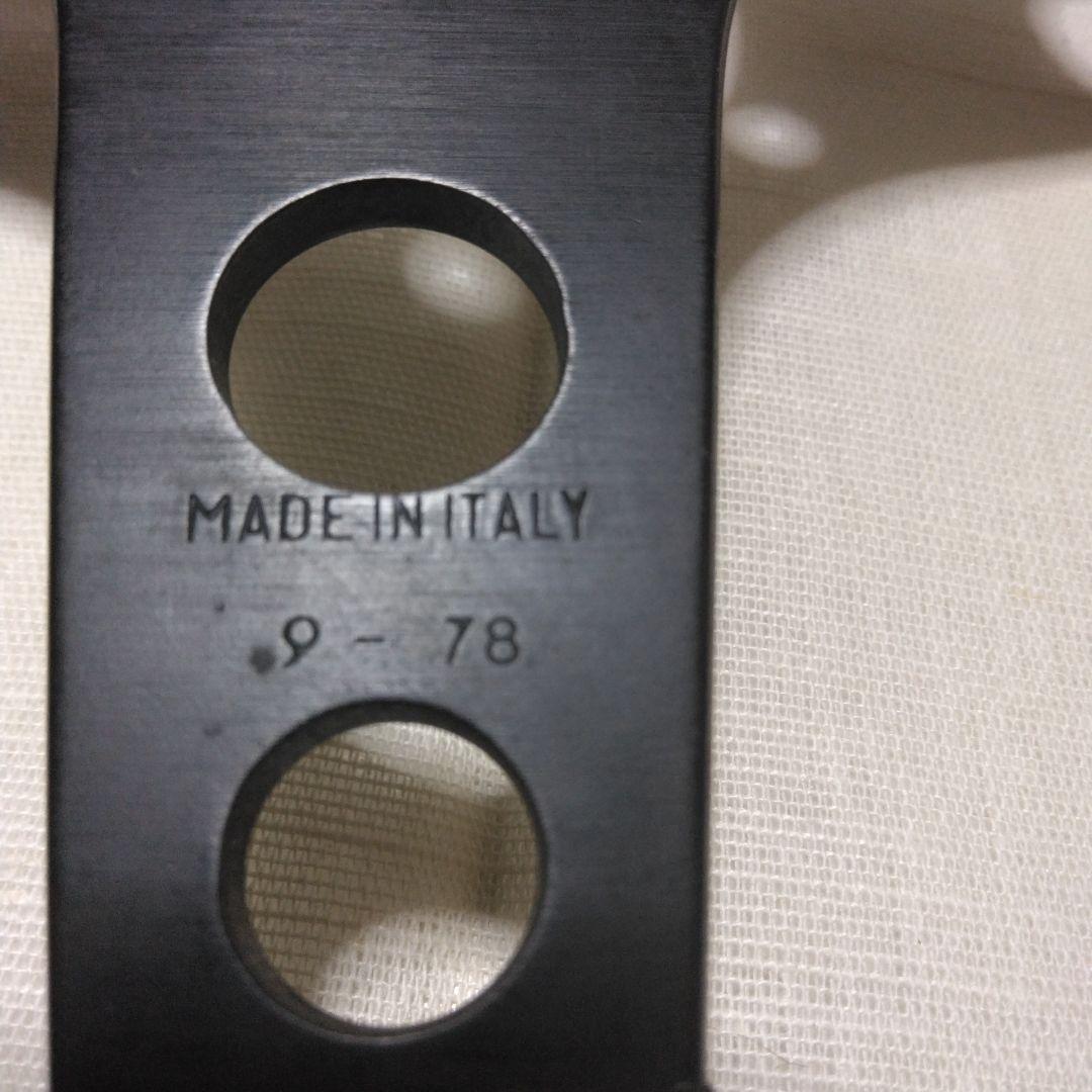 超希少 イタリー製MOMOのステアリング クレイ・レガツォーニモデル