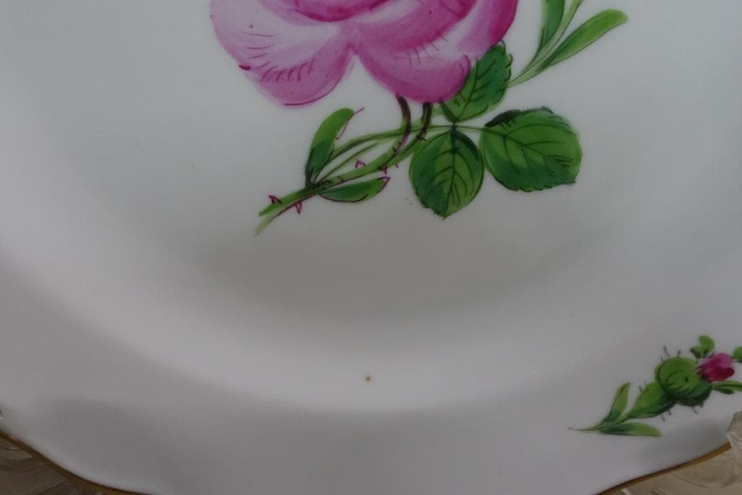 マイセン ピンクローズ 金彩プレート ペア スクラッチ - メルカリ