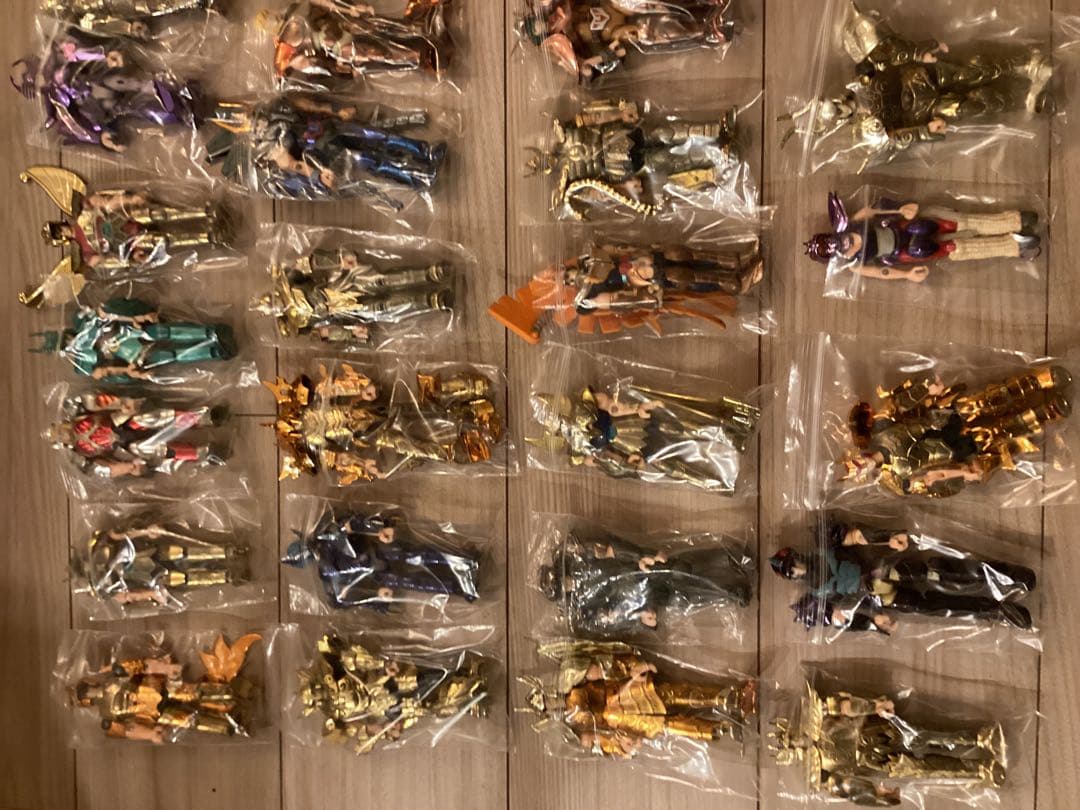 聖闘士星矢 聖闘士聖衣大系 クロス フィギュア 34体セット 1987年