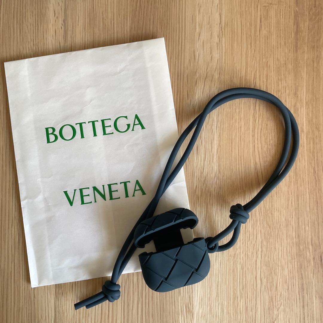 ボッテガヴェネタエアポッズ第3世代 中古・古着通販】BOTTEGA VENETA (ボッテガベネタ) イントレチャート