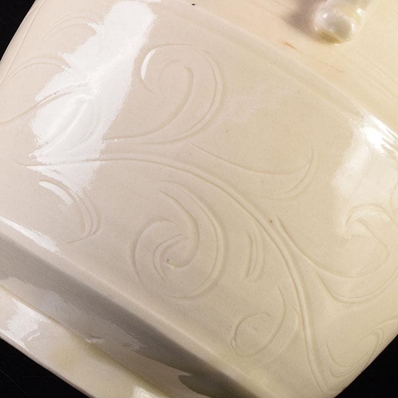 中国 徳化窯白磁 刻花文 双耳瓶 C 6946 - メルカリ