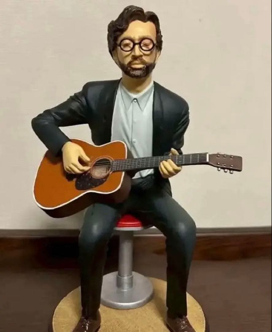 【美品】EricClaptonエリッククラプトン2003ツアー限定フィギュア 美品】エリック・クラプトン JAPANツアー 1000体限定フィギュア - メルカリ