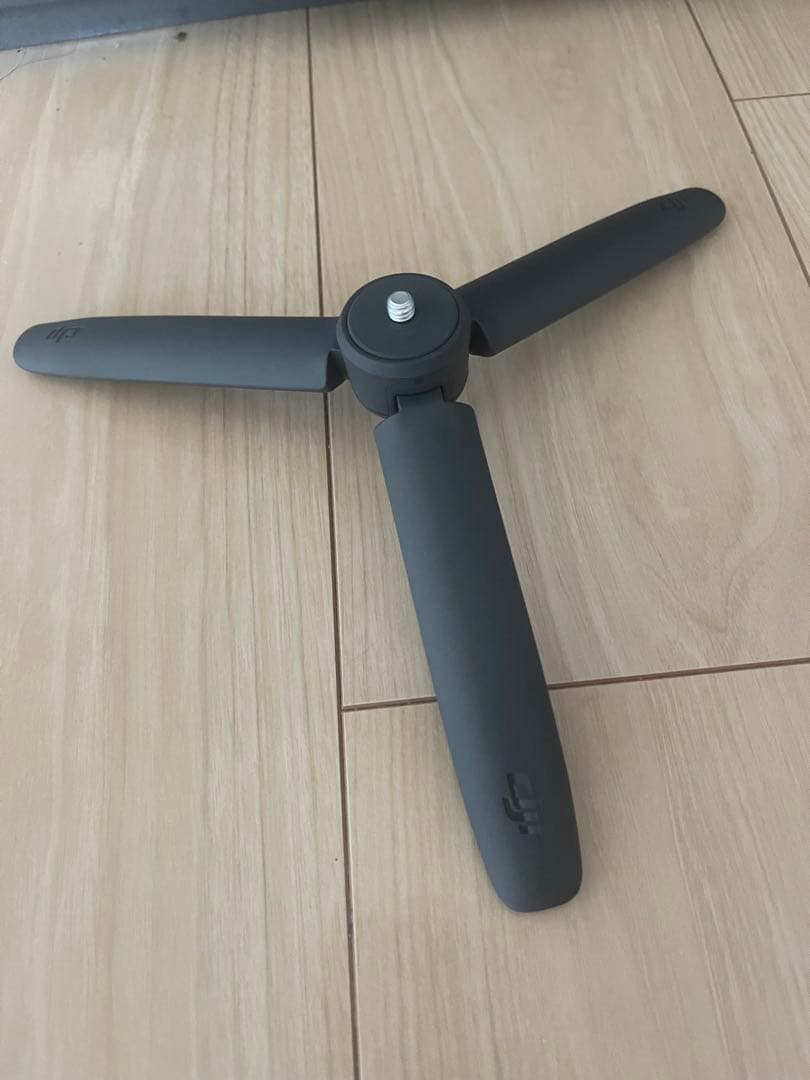 DJI Osmo Mobile6 保証期間2025年11月8日まで おまけ付 - メルカリ