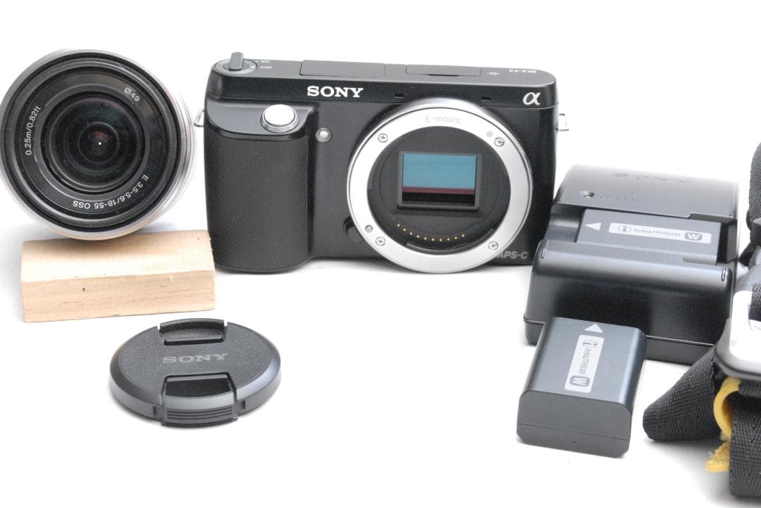 SONY α NEX-F3/SONY 18-55mm (良品） Sony Alpha NEX-F3 Mirrorless Digital Camera with 18-55mm
