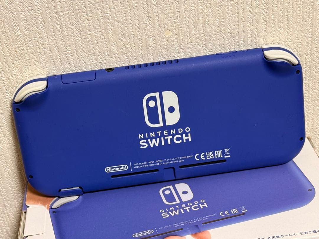 Nintendo Switch Lite 青 - メルカリ
