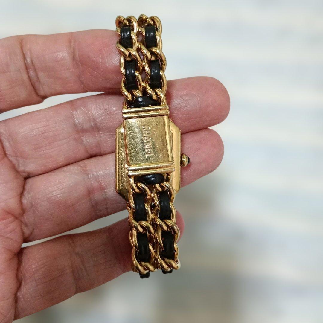 CHANEL ブラック ゴールド 腕時計 - メルカリ