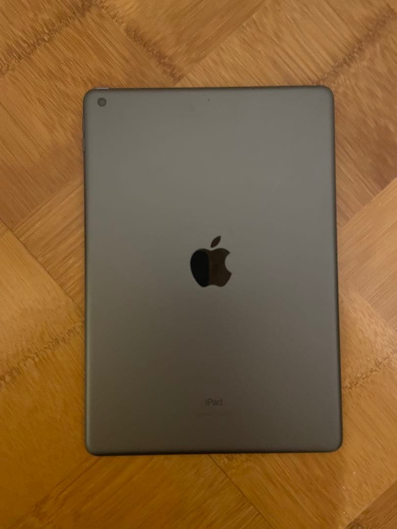 iPad 第8世代 スペースグレイ 32G 美品 - メルカリ