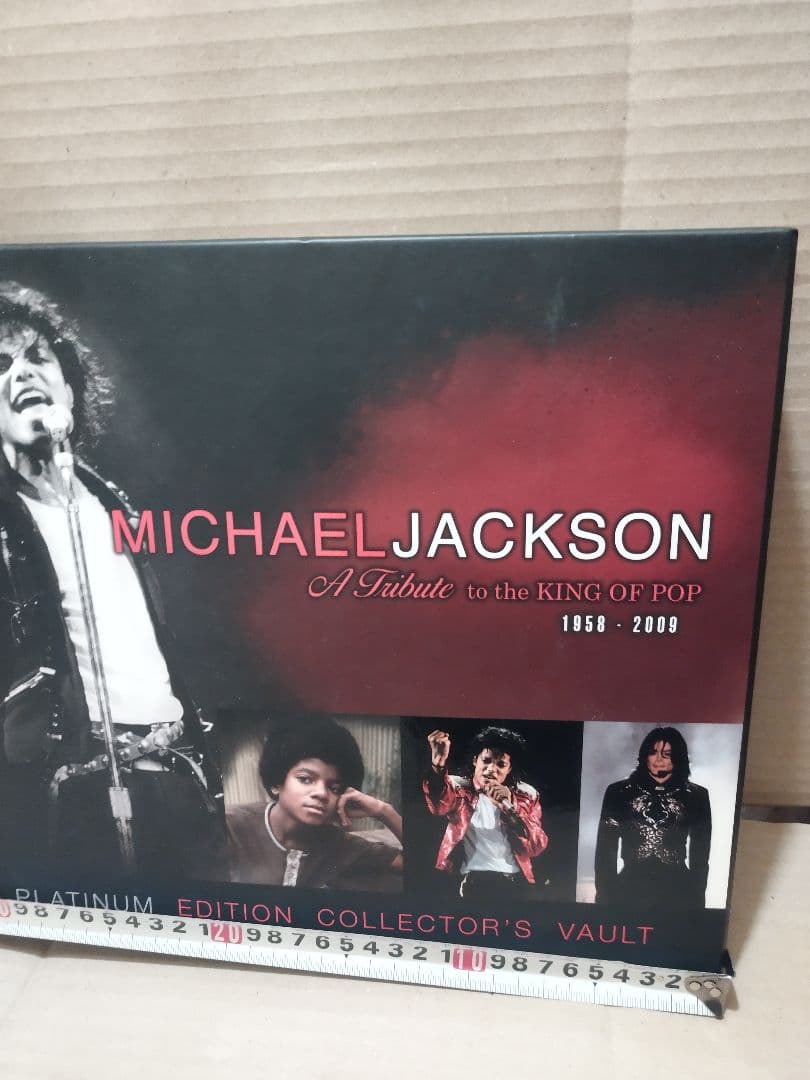 マイケル・ジャクソン プラチナエディション コレクターズボールト未使用品 マイケル・ジャクソン/ スムース・クリミナル 1/6 コレクティブル