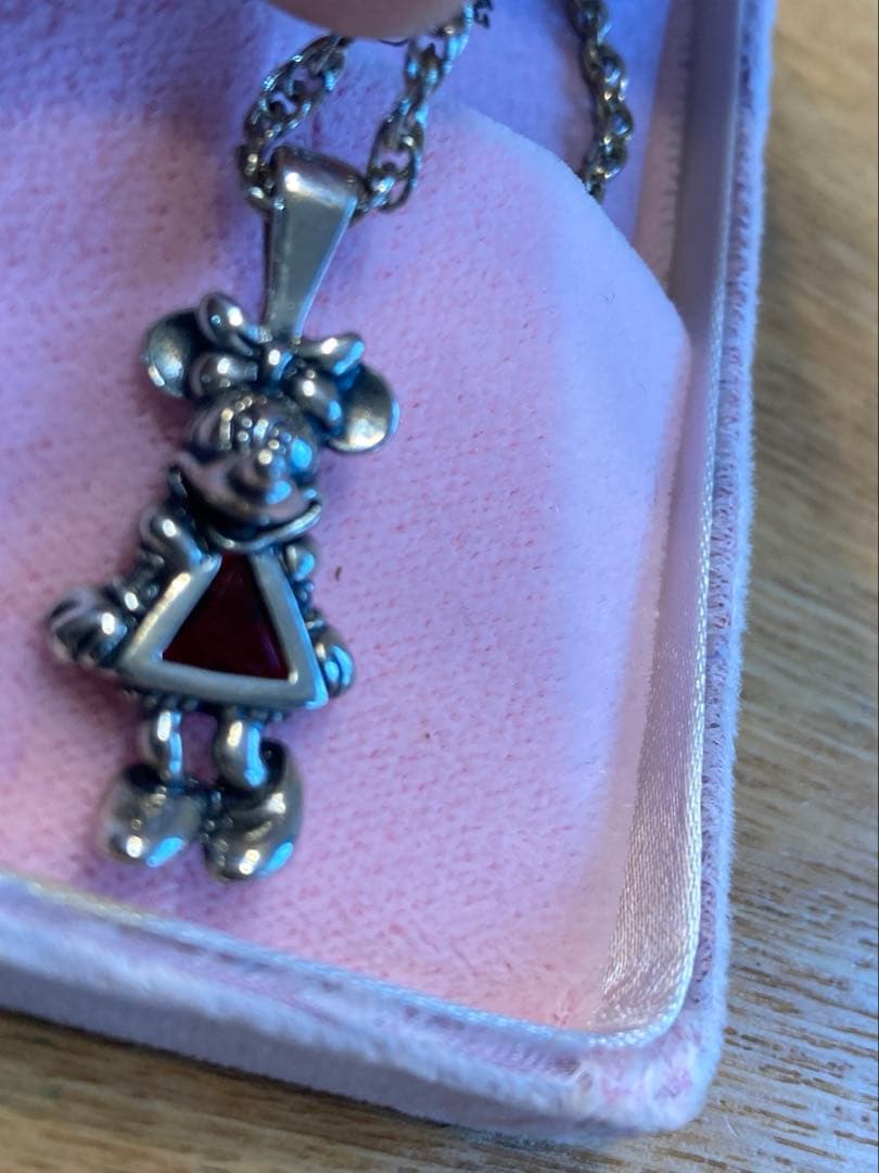 ディズニーミニーマウス誕生70周年記念純銀製ネックレス - メルカリ