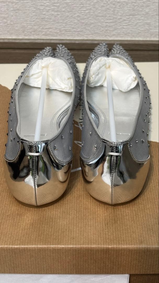 新品】 ルブタン マルジェラ コラボ tabi Marlougiela 39