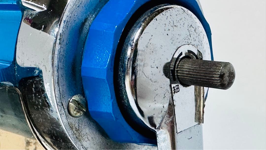 昭和レトロ】トンボ鉛筆削り SR-1800M - メルカリ