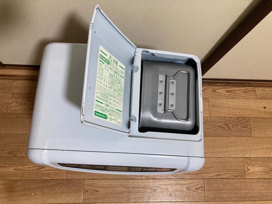 ★2022 年製★ ダイニチ 石油 ファン ヒーターFW-3222NC■5.0L