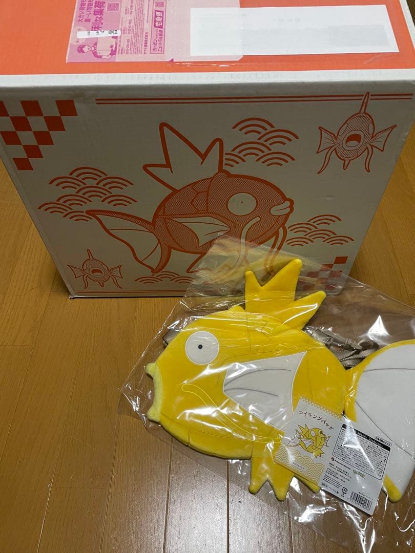 ポケモンセンター ピカピカボックス2026 金のコイキング - メルカリ