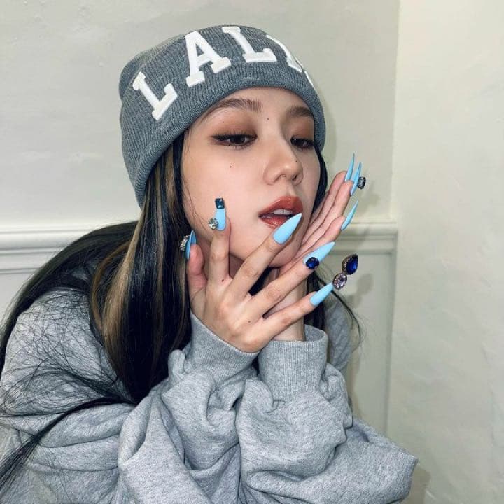 BLACKPINK Lisa リサ LALISA 公式 ニット帽 - メルカリ