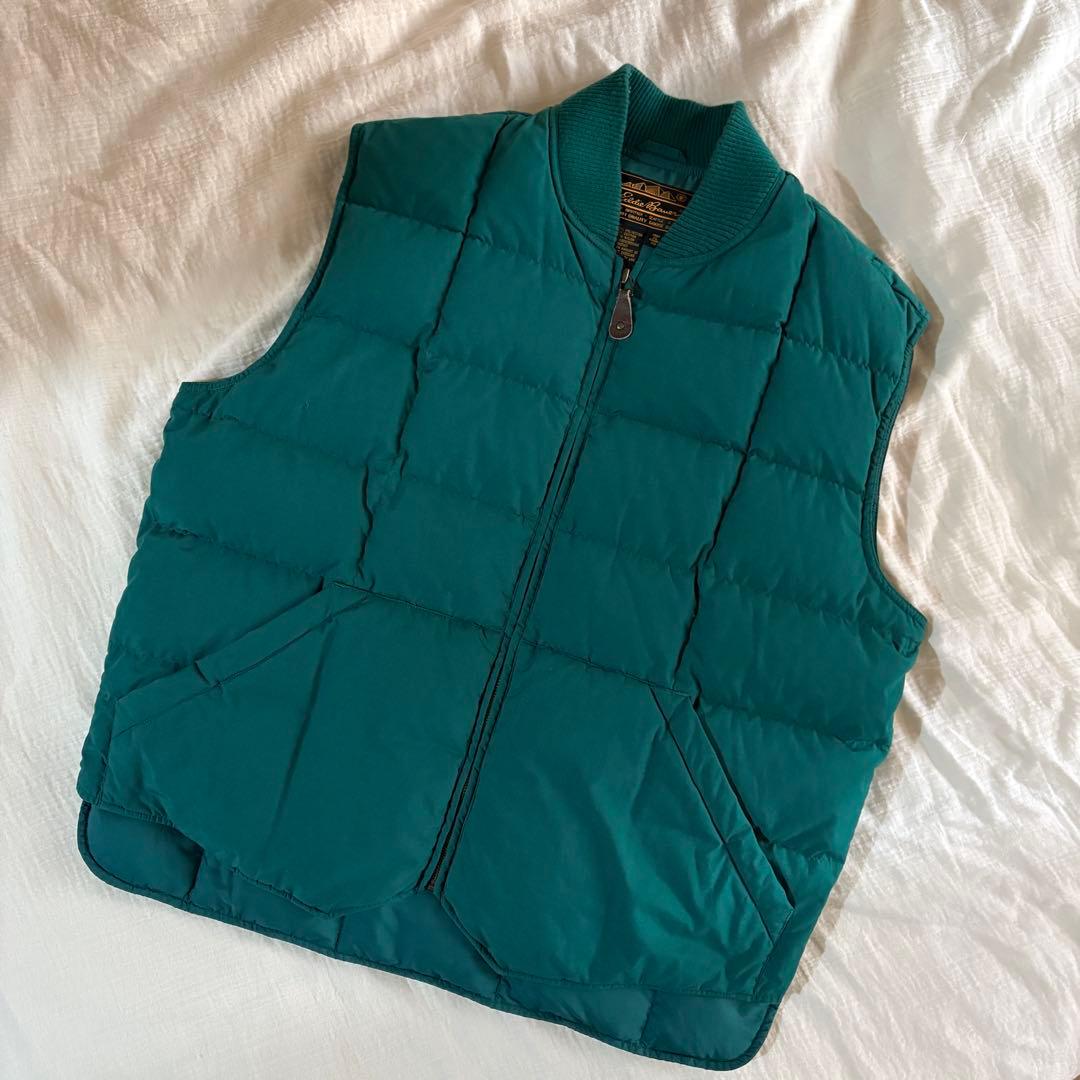 80s Eddie Bauer ダウンベスト USA製 80s Eddie Bauer Down Vest カーキ緑 M 黒タグ エディーバウアー