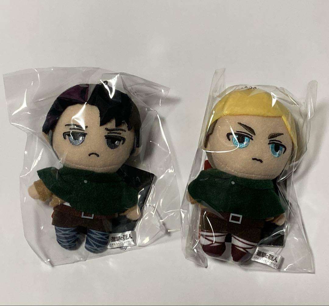 劇場版 進撃の巨人 ぬいぐるみキーホルダー エルヴィン リヴァイ
