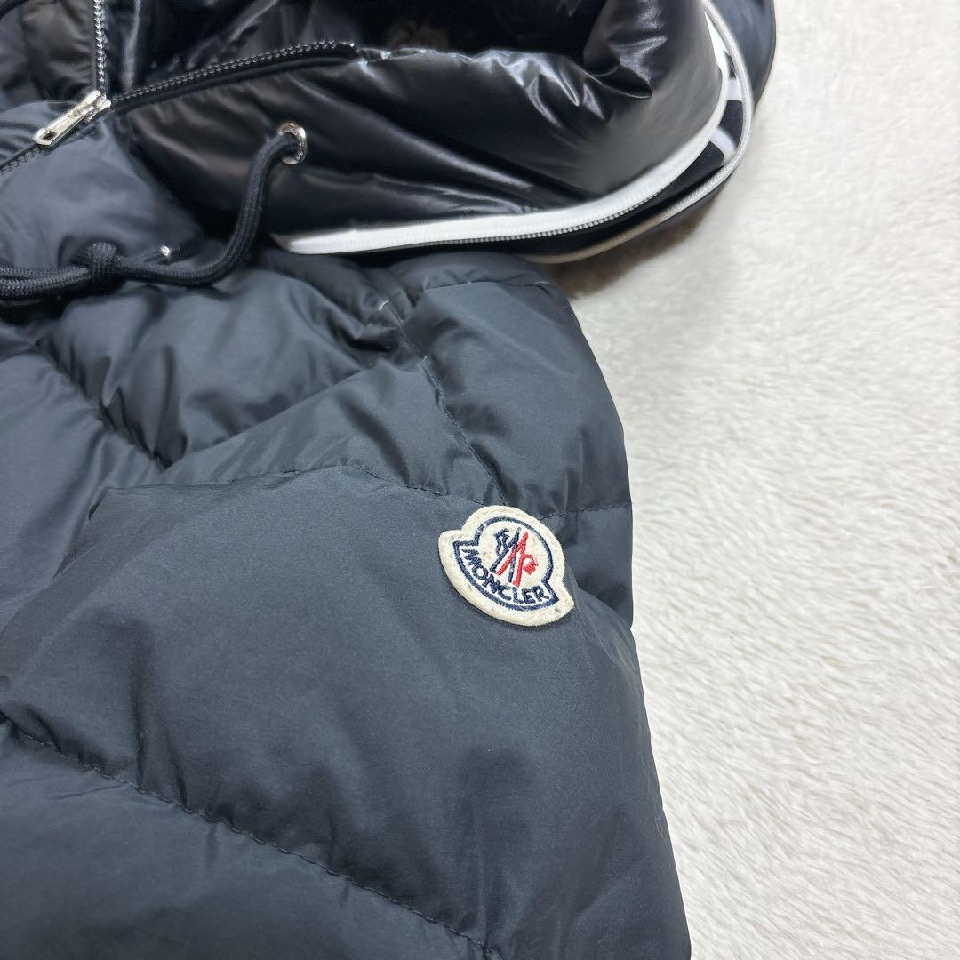 美品 モンクレール CARDERE ダウンジャケット 黒 24年製 国内正規品