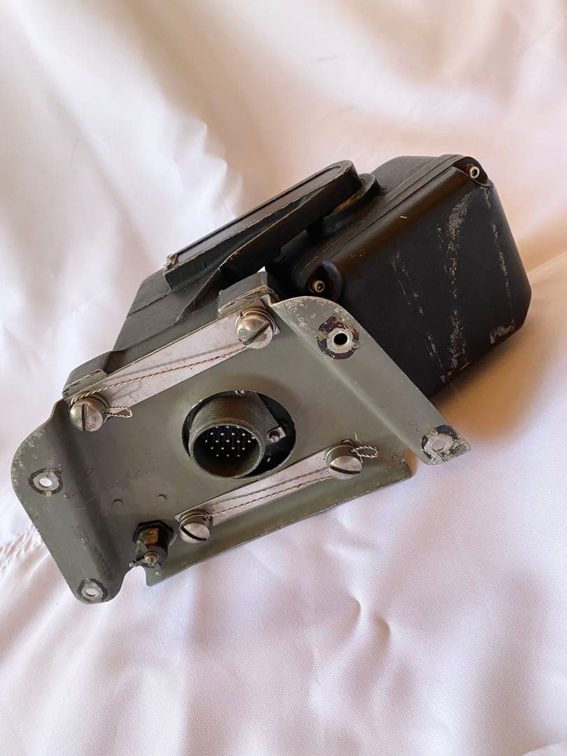 GRUMMAN S2F TRACKER サーチライトコントロールユニット 操縦桿 - メルカリ