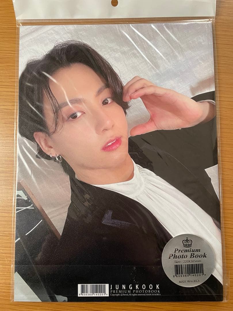 ジョングク プレミアムフォトブック 写真集 - メルカリ
