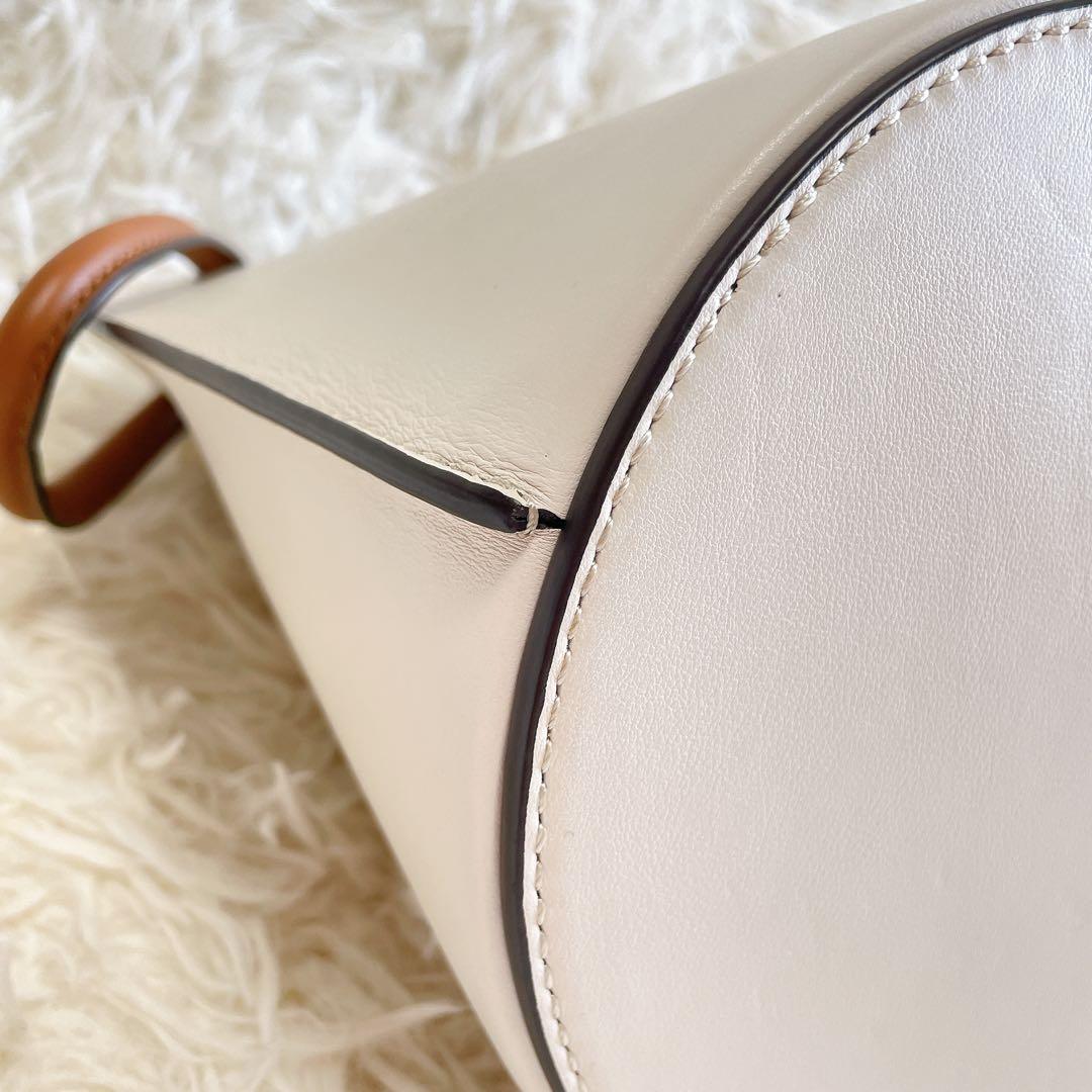 美品✨オルセット CORDAバケットバッグ ノット 牛革 巾着袋付き バイ