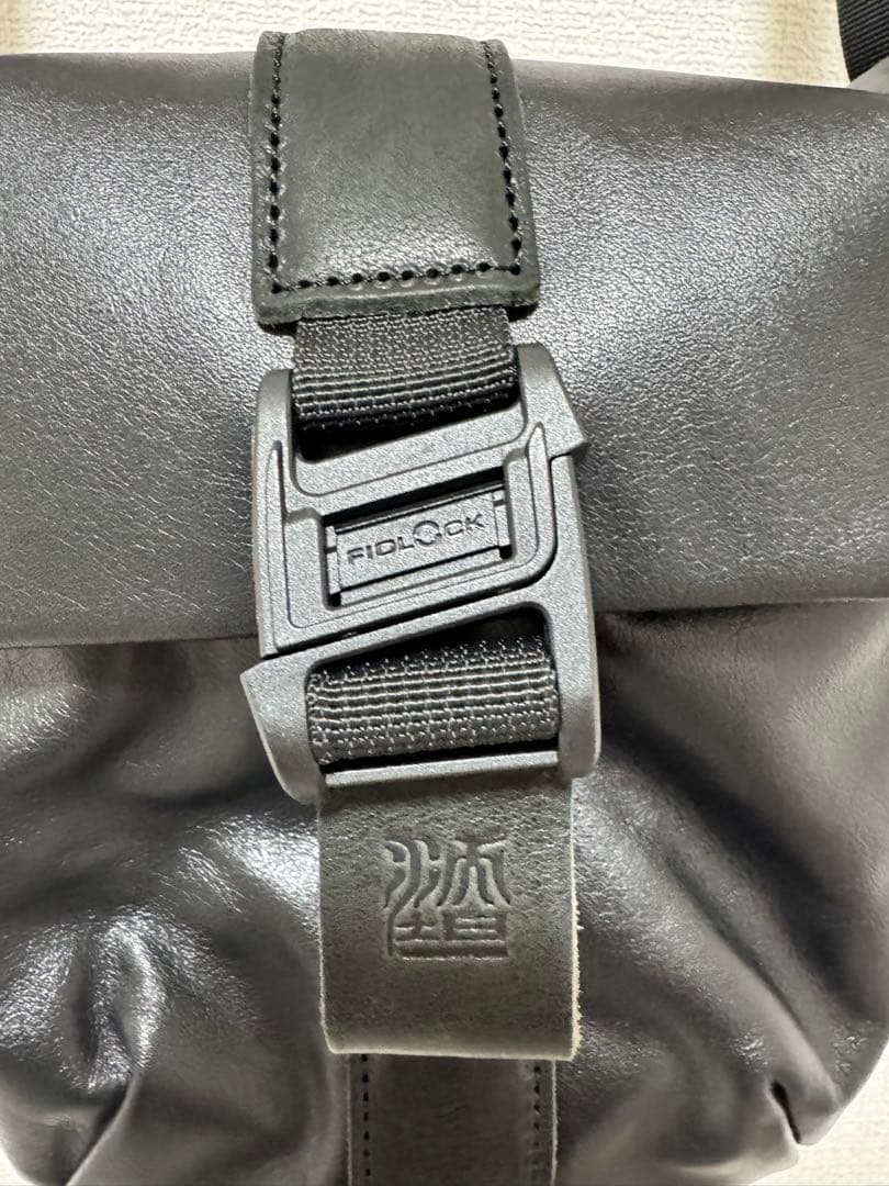 デジタルカメラ WOTANCRAFT PILOT LEATHER 3.5L