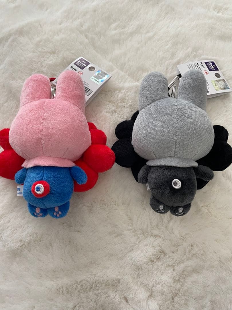 マイメロディ カラビナBC 2色セット EXPO2025万博ミャクミャク - メルカリ