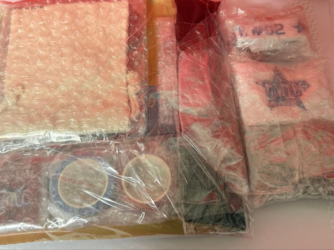 未使用 B'z UNITE #02 会場限定ガチャガチャ15種類 まとめ売り - メルカリ